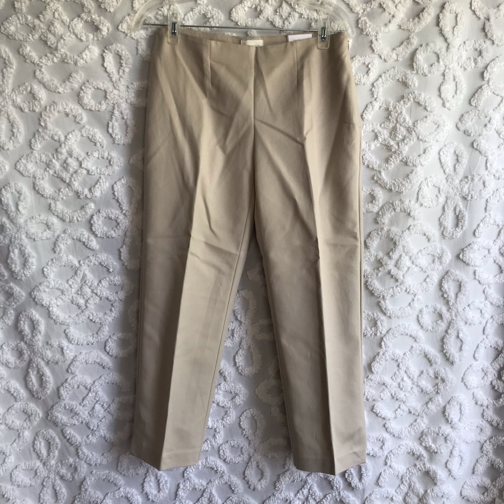 NWT Chico’s ultimate fit straight crop kaki pants